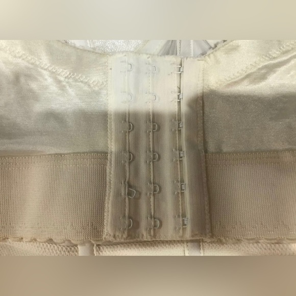 Va Bien Bustiers Bride White Sz-40C Smooth Hourglass #0798 Hook & Eye $75 - Picture 9 of 12